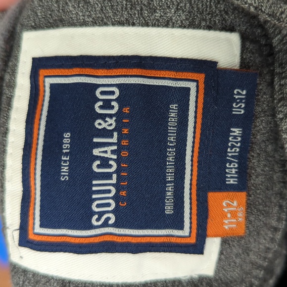 Soulcal & Co Gray Hooded Sweatshirt Hoodie Bear Patch Kids Size 11-12 - Picture 5 of 5